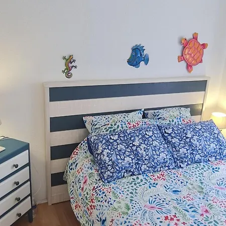 Апартаменты Appartement Saint-Georges-De-Didonne, 3 Pieces, 4 Personnes - Fr-1-550-39 Сен-Жорж-де-Дидон